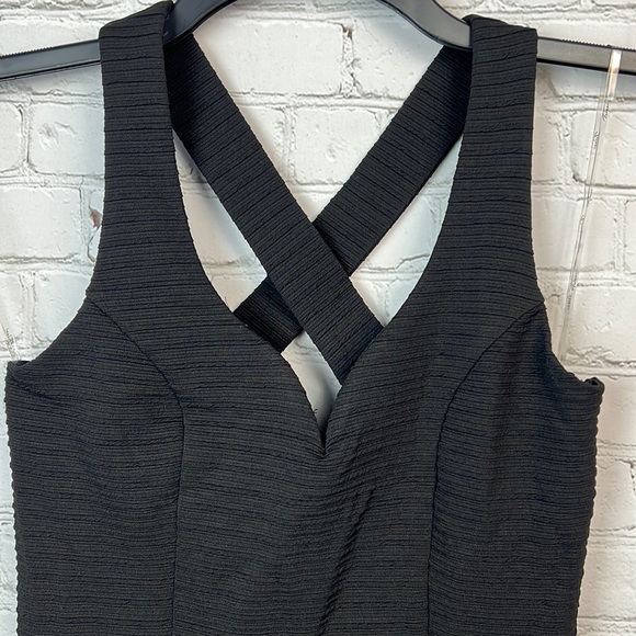 Trixxi Black Textured Bodycon Dress Juniors Size 0 & 5 Homecoming Prom - Picture 4 of 7